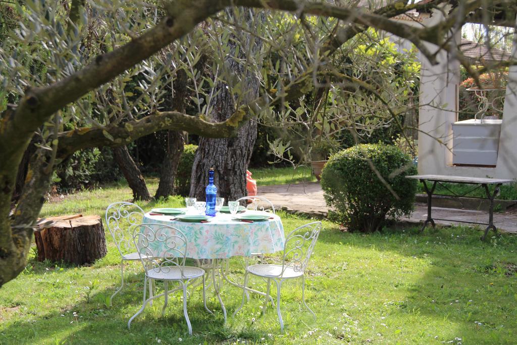 Villa des Oliviers Fontvieille Esterno foto